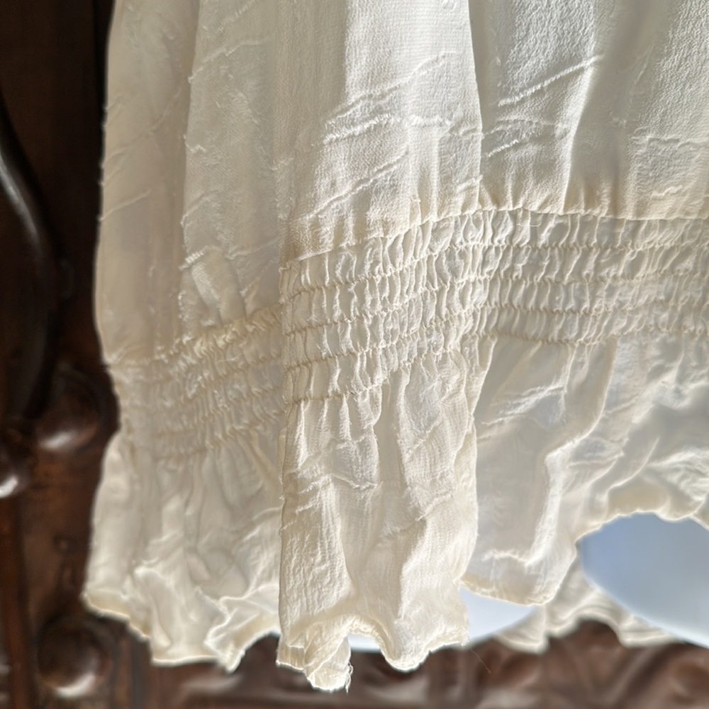 BCBG Maxaria ivory sheer ruffle blouse —medium - Picture 3 of 7